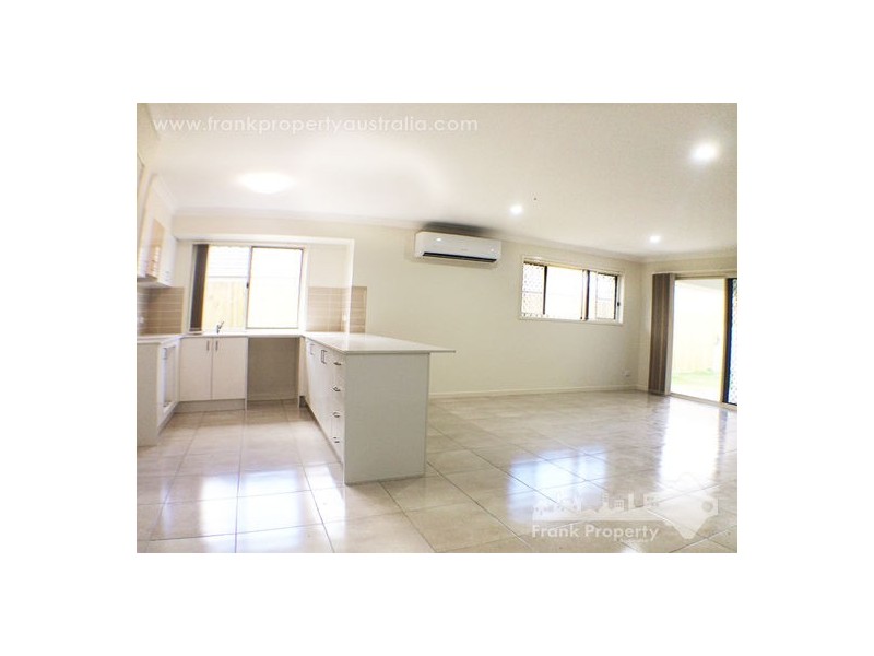 12 Troy Knight Drive, Pimpama QLD 4209