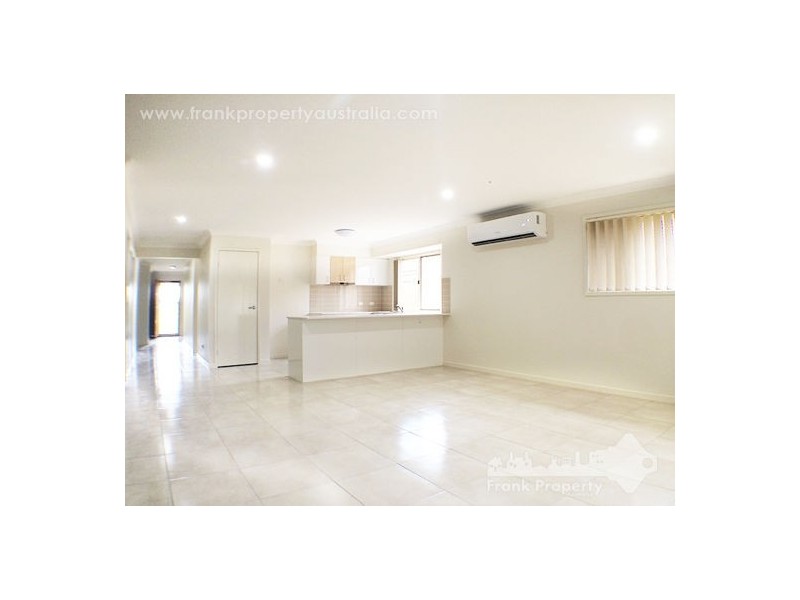 12 Troy Knight Drive, Pimpama QLD 4209