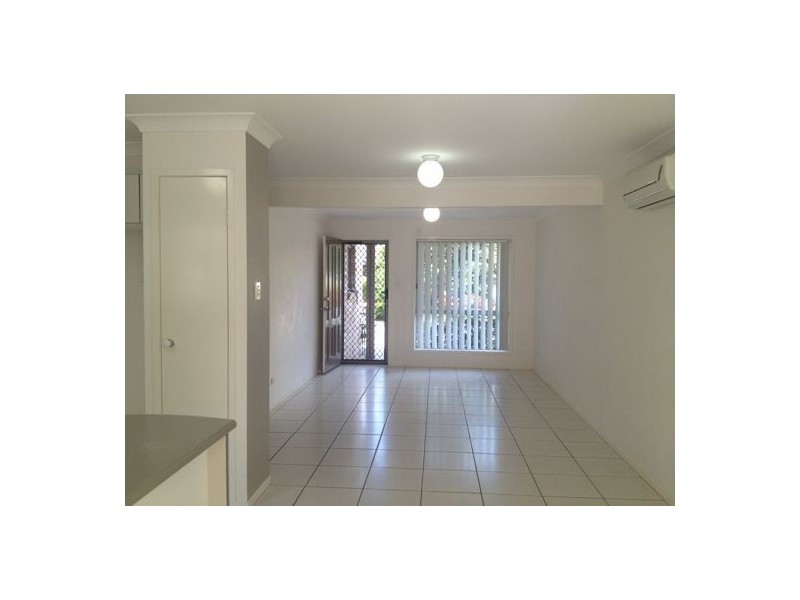 1/2 Rory Court, Calamvale QLD 4116