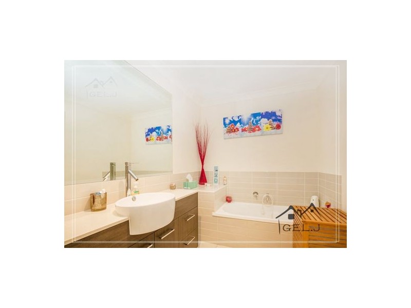 36 1 Belongil Street, Pacific Pines QLD 4211