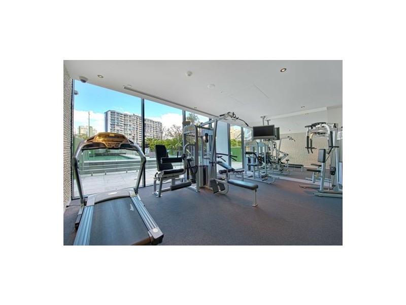 4 wahroonga place, Surfers Paradise QLD 4217