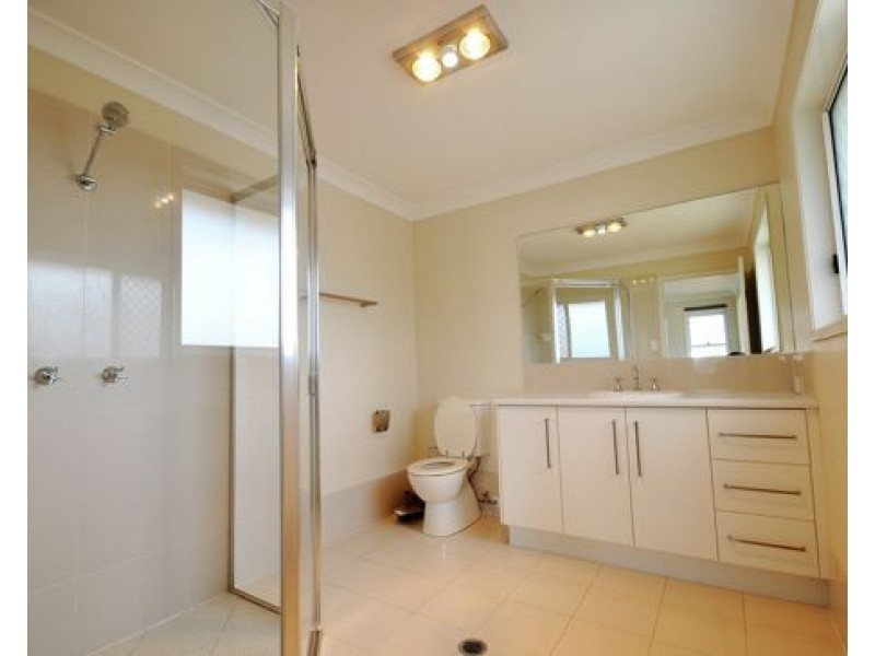 1 Elmwood Circuit, Springfield Lakes QLD 4300
