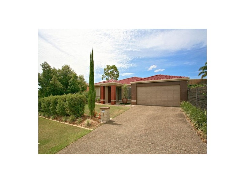 8 Lochano Close, Parkinson QLD 4115