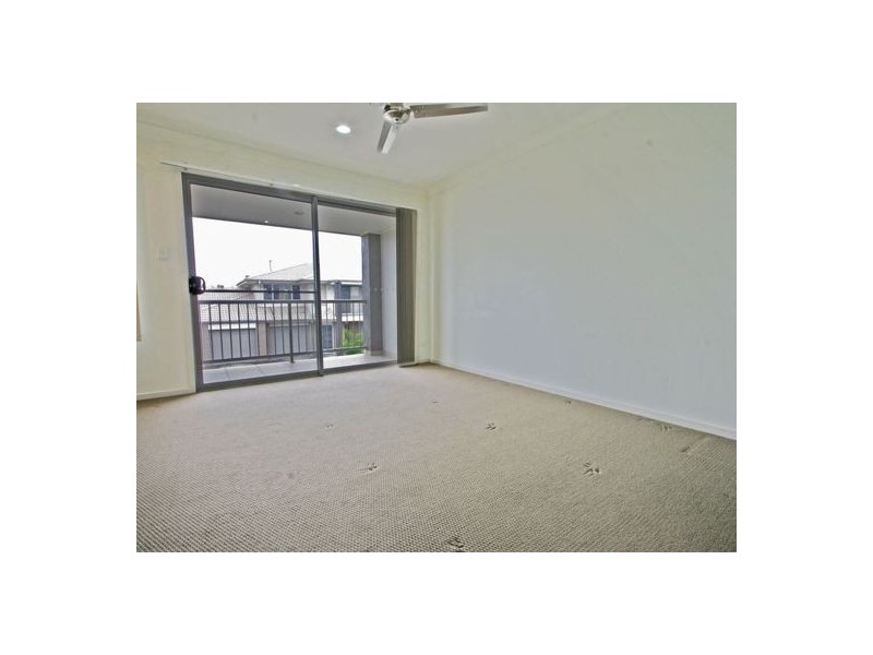 63/15 WORKSHOPS ST, Brassall QLD 4305