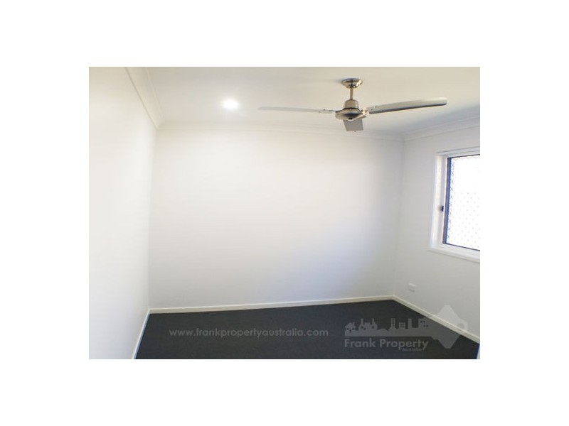 35 Percy Earl Crescent, Pimpama QLD 4209