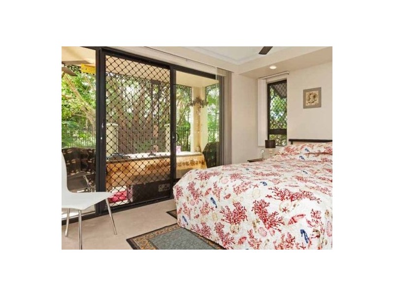 102/72 Kowinka Street, White Rock QLD 4868