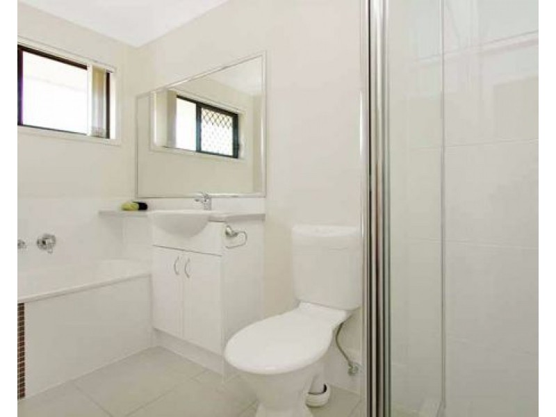 unit 24 56 Sophie place, Doolandella QLD 4077