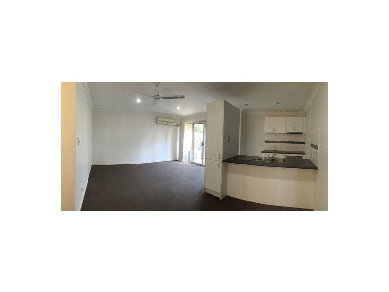 28/8 Rosegum Pl, Redbank Plains QLD 4301