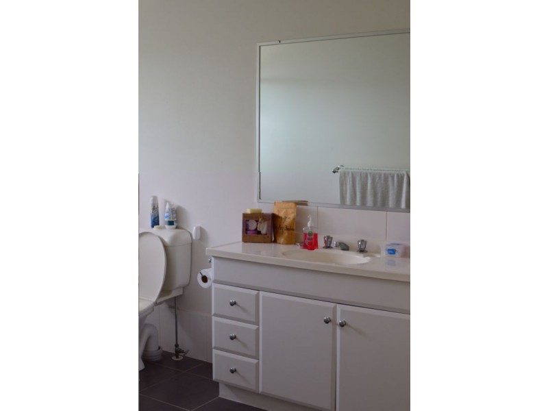 2/2 Rory Court, Calamvale QLD 4116