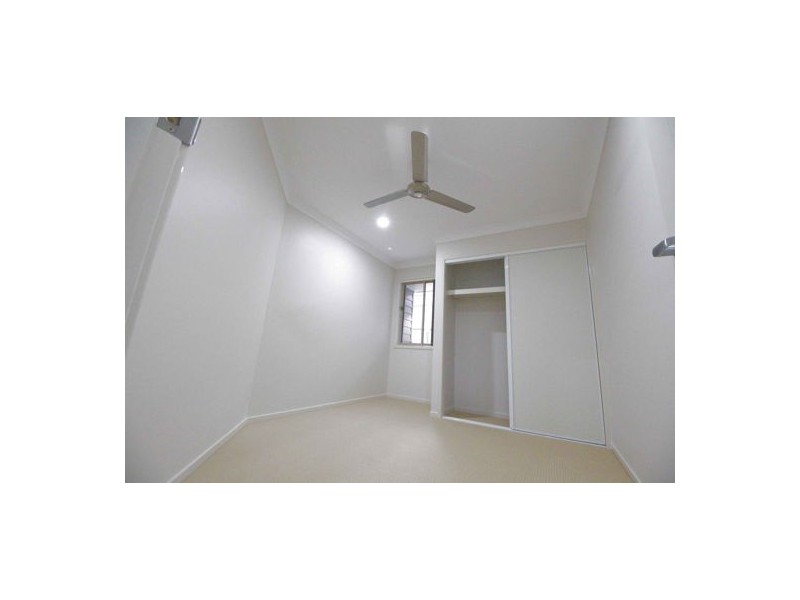 17O Dixon drive, Pimpama QLD 4209