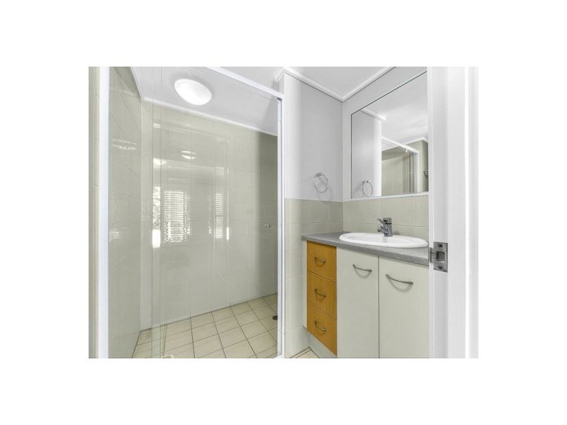 41 Oxlade Drive, New Farm QLD 4005