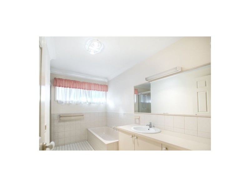 88 Nardie Street, Eight Mile Plains QLD 4113