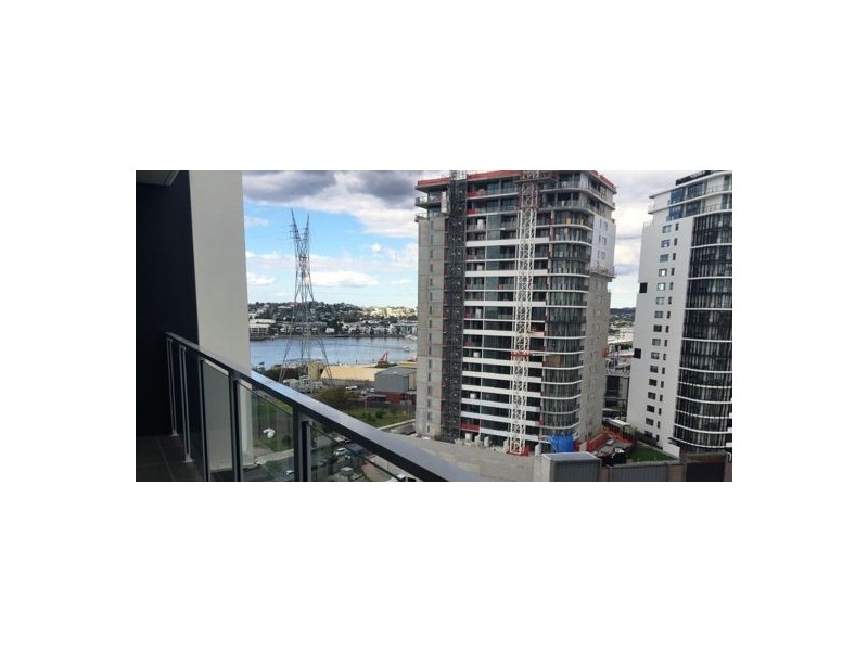 30 Festival Place, Newstead QLD 4006