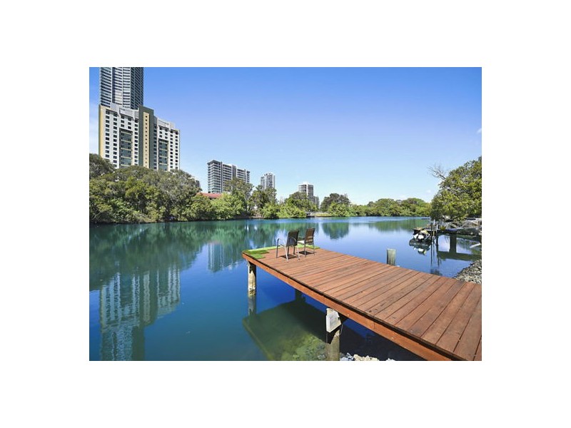 5 55-56 Paradise Island, Surfers Paradise QLD 4217