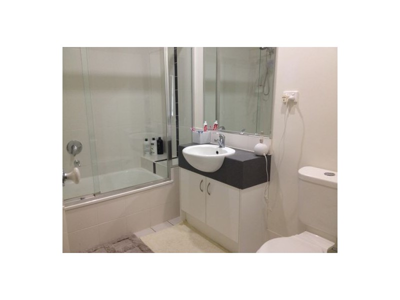 38 8 Rosegum Pl, Redbank Plains QLD 4301