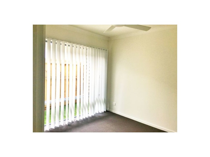 6 crinum circuit, Coomera QLD 4209