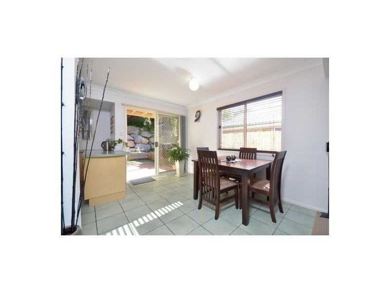 12/25 Hogan Place, Seventeen Mile Rocks QLD 4073