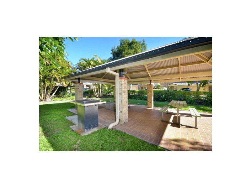 12/25 Hogan Place, Seventeen Mile Rocks QLD 4073
