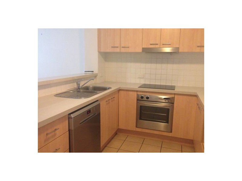 Unit33. 38 Vincent Street, Indooroopilly QLD 4068