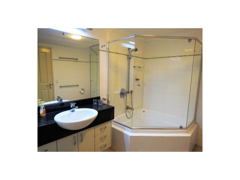 13B 35 Howard Street, Brisbane City QLD 4000