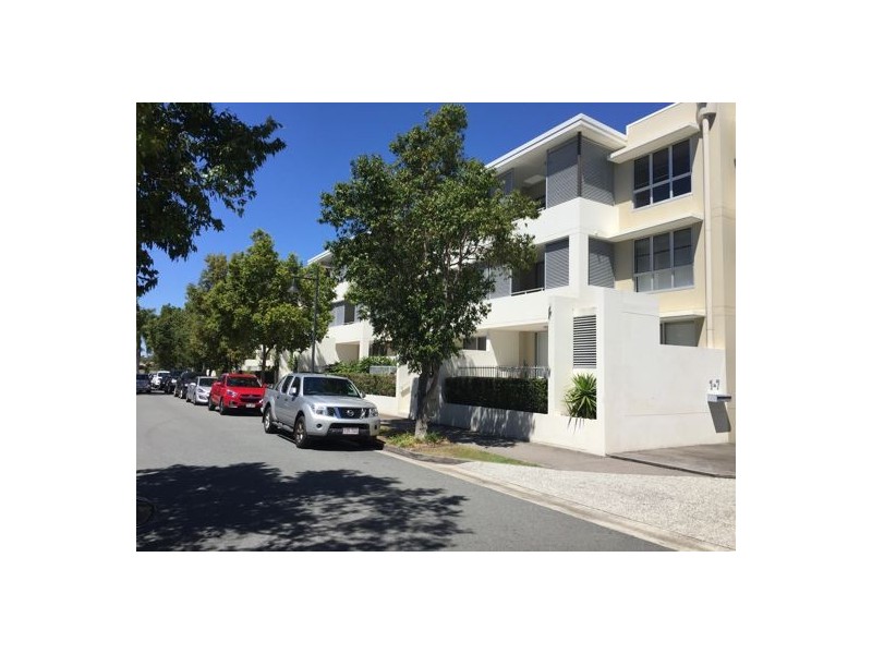 Varsity Lakes QLD 4227