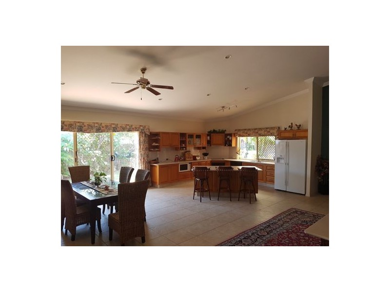 7 Bellevista Crescent, Wellington Point QLD 4160