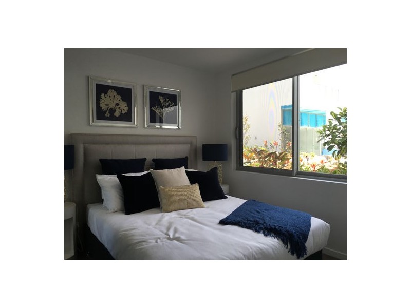 2207/1-7 Waterford Court, Bundall QLD 4217