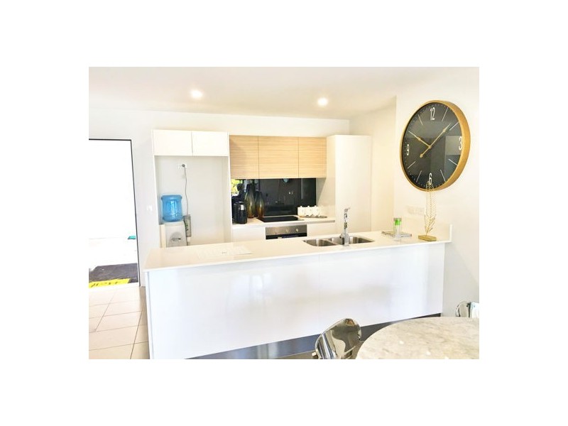 2207/1-7 Waterford Court, Bundall QLD 4217