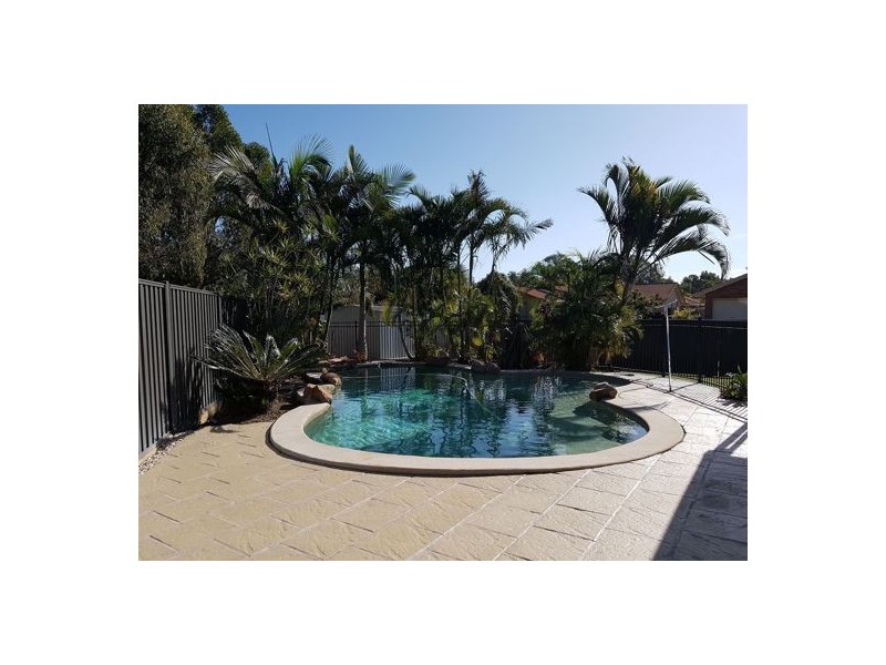 9 Emma Court, Wellington Point QLD 4160