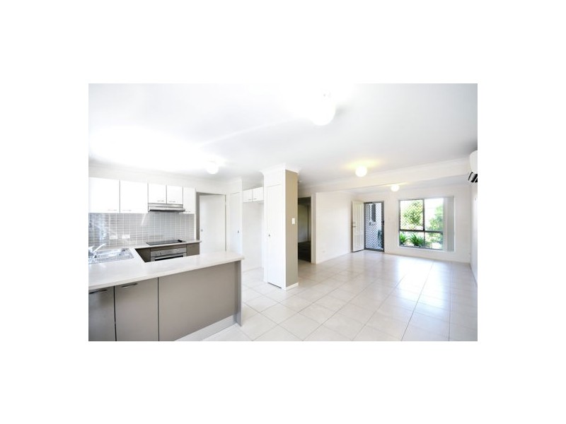 Unit 24 15 James Edward Street, Richlands QLD 4077