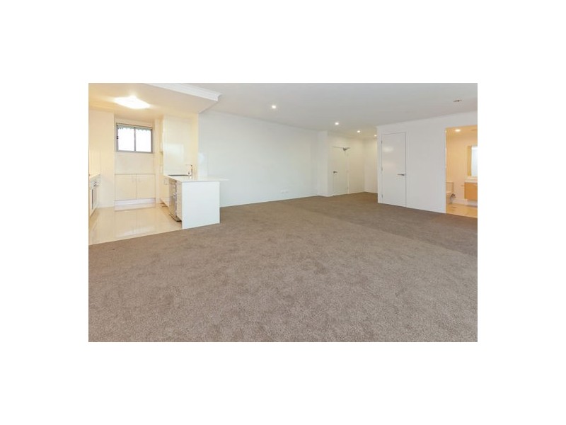 204/158 Victoria Park Road, Kelvin Grove QLD 4059