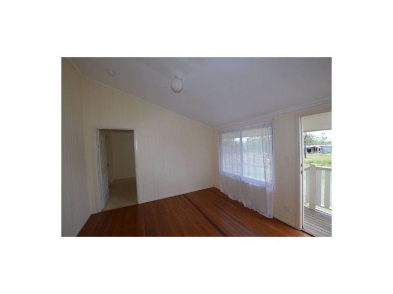 160 Lakes Drive, Laidley Heights QLD 4341