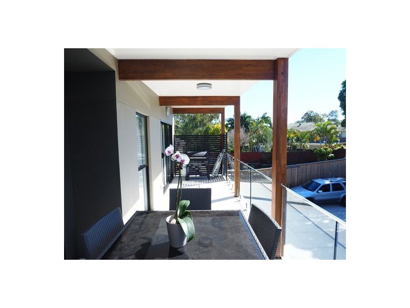 819 creek rd, Carindale QLD 4152