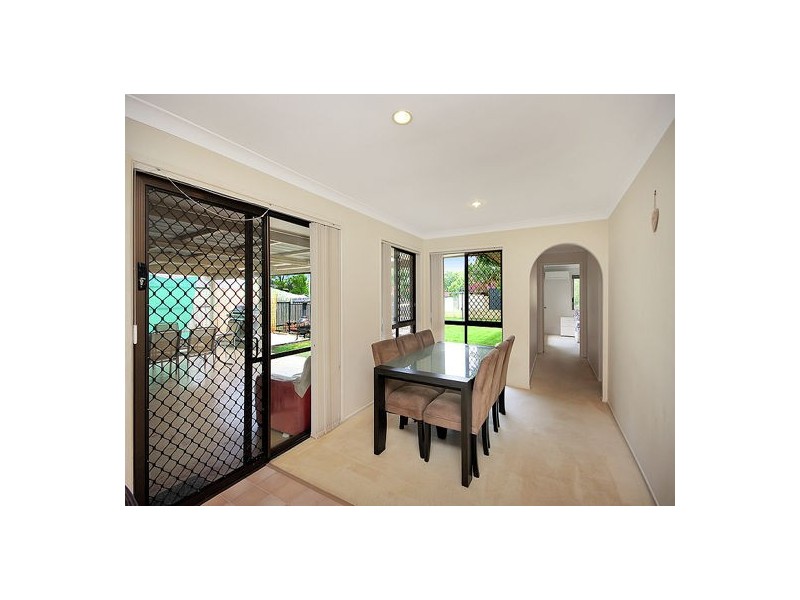 28 Jilbard Drive, Springwood QLD 4127
