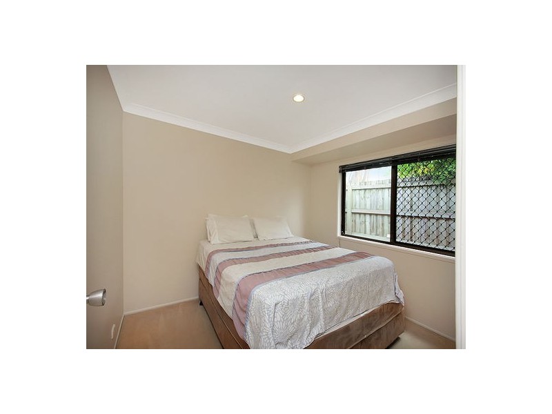 28 Jilbard Drive, Springwood QLD 4127