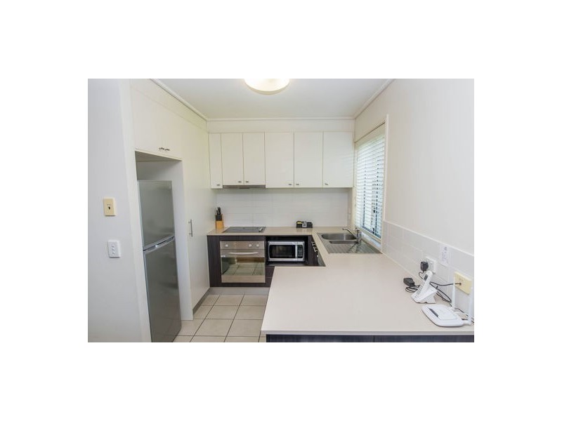 6/68 Pulgul Street, Urangan QLD 4655