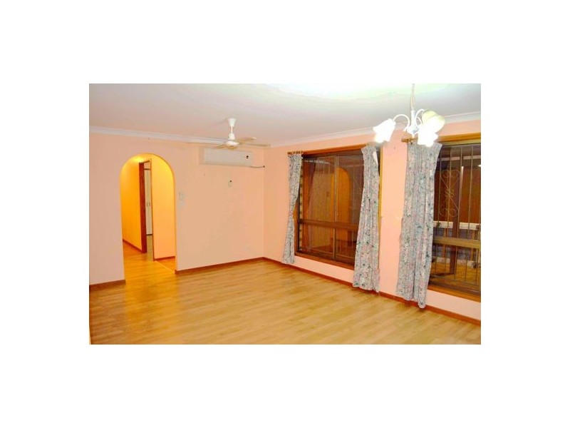 Regents Park QLD 4118