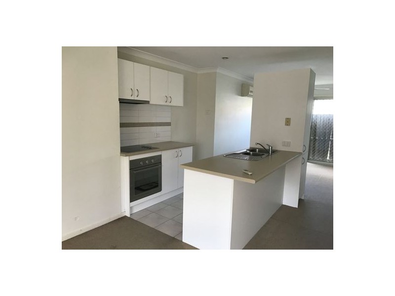 31/8 Rosegum Pl, Redbank Plains QLD 4301