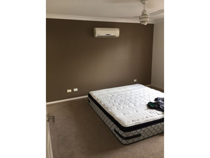 72 Lancaster Circuit, Stretton QLD 4116