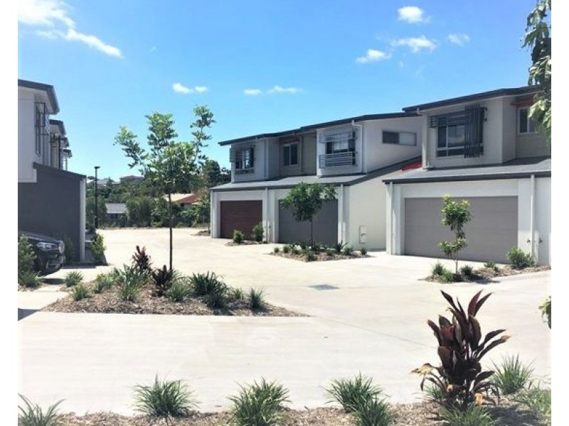 5/37 Witheren Circuit, Pacific Pines QLD 4211
