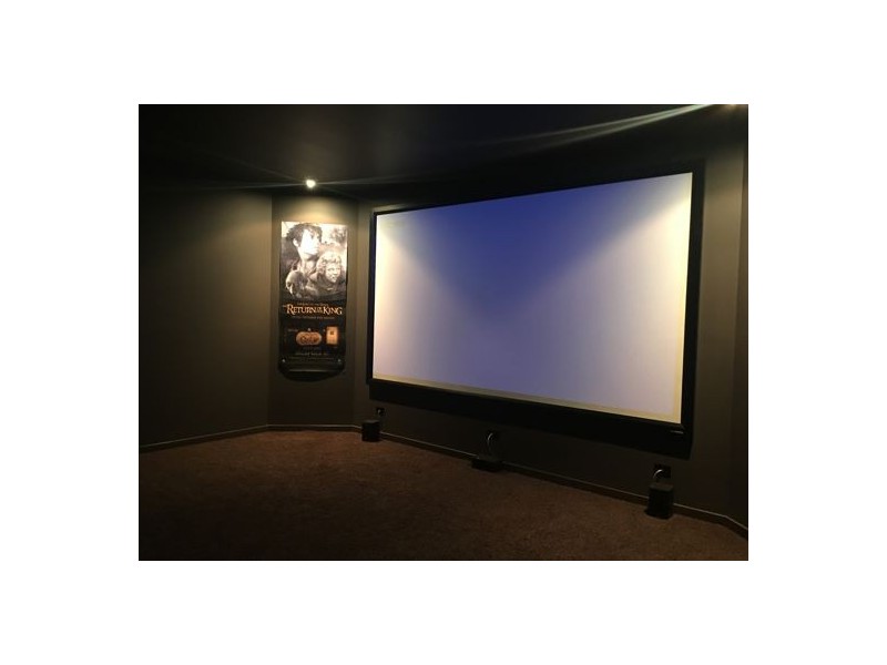 3028 The Boulevarde, Benowa QLD 4217