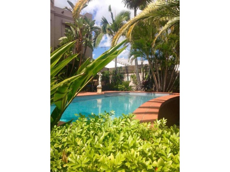 3 Fiesta Avenue, Surfers Paradise QLD 4217
