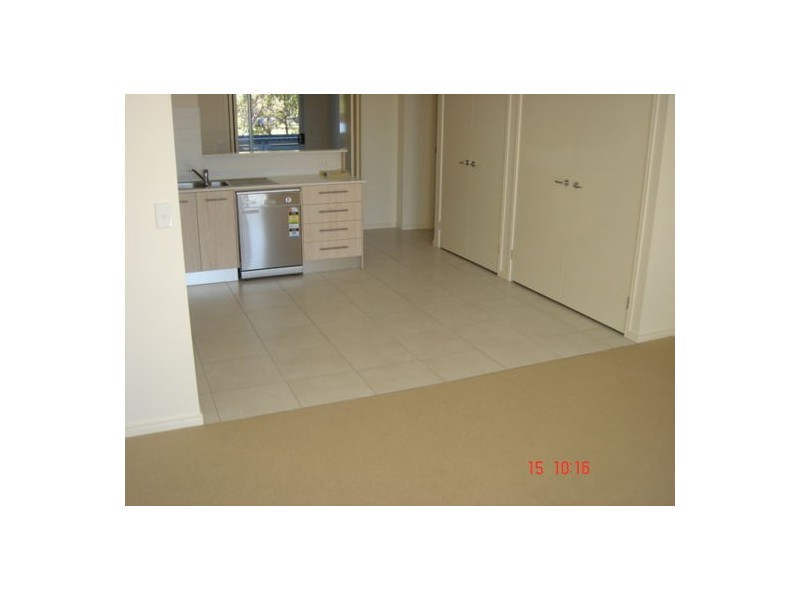 Unit 61/68 Pulgul Street, Urangan QLD 4655