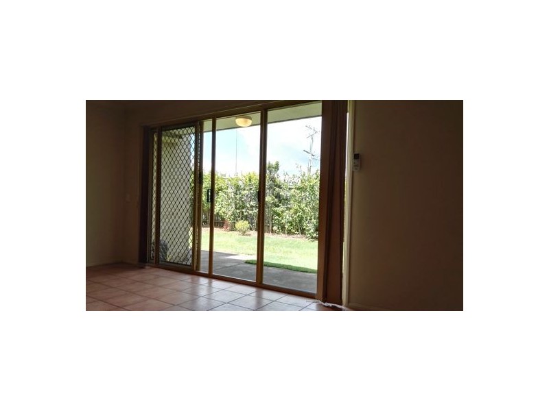 3/8 manor street, Eight Mile Plains QLD 4113