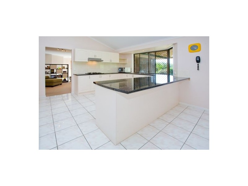 80 Tristania Way, Mount Gravatt East QLD 4122
