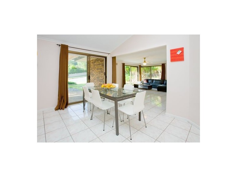 80 Tristania Way, Mount Gravatt East QLD 4122