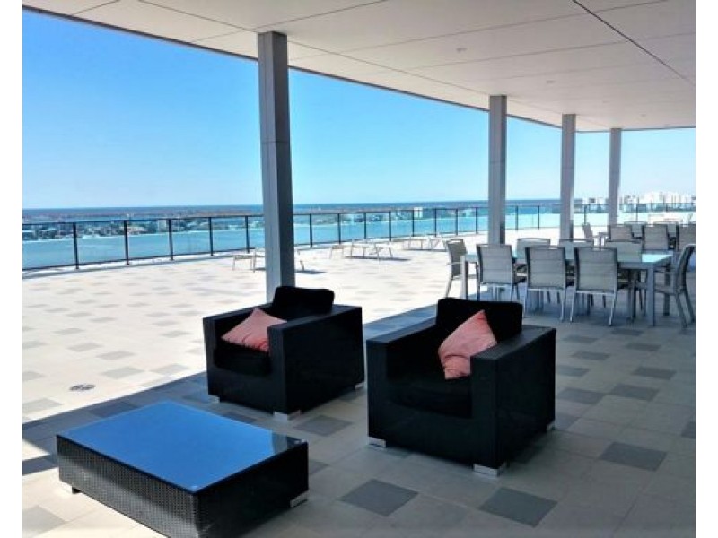 2103/5 Harbour side Court, Biggera Waters QLD 4216