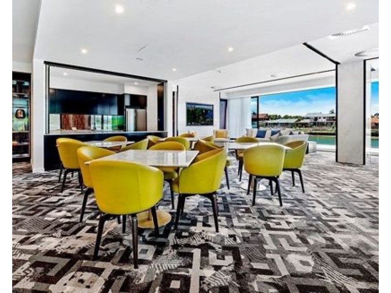 2103/5 Harbour side Court, Biggera Waters QLD 4216