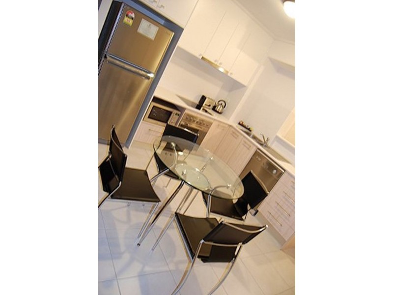 26/68 Pulgul Street, Urangan QLD 4655