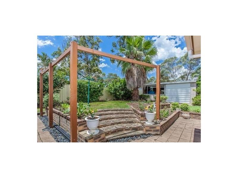 15 Turnbull St, Shailer Park QLD 4128